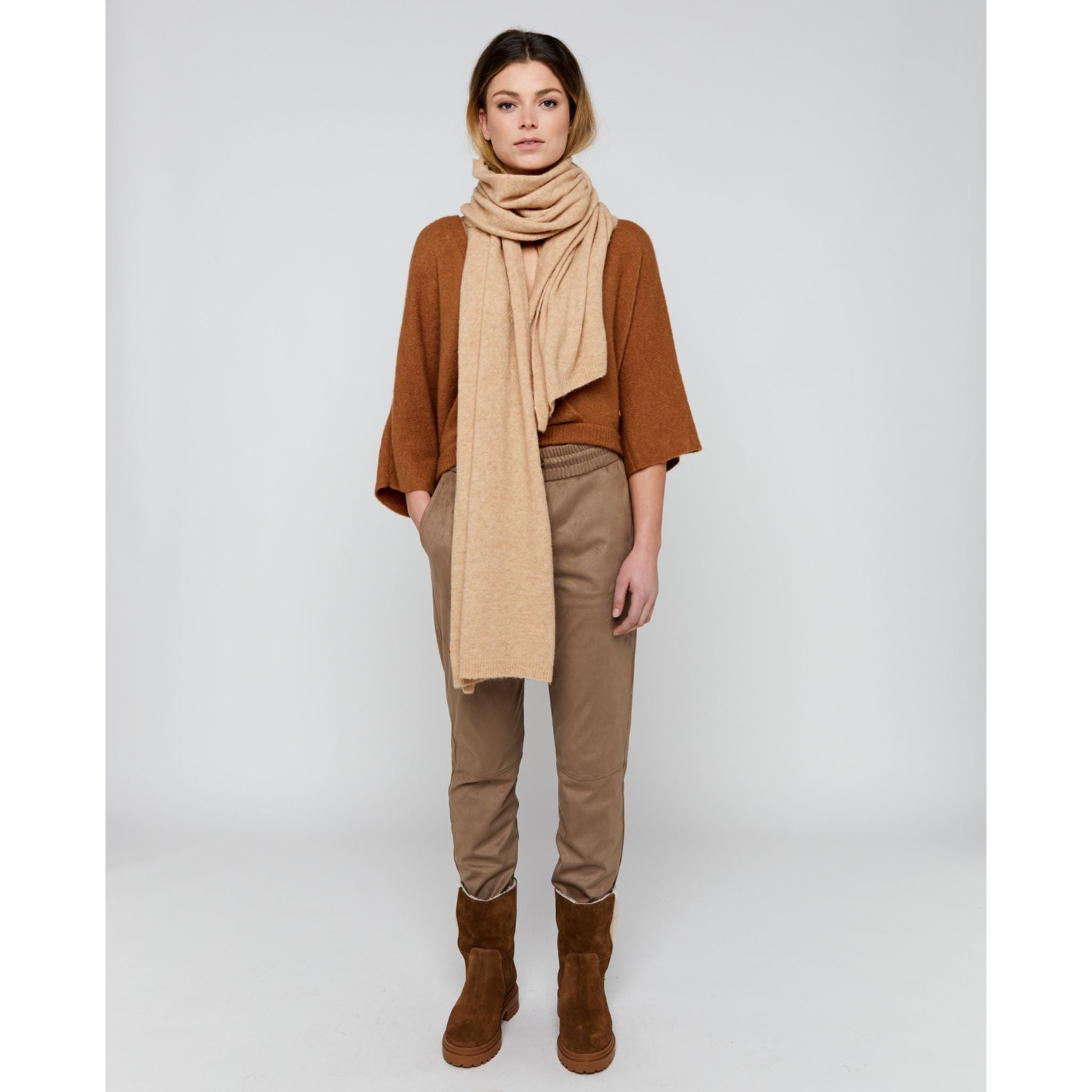 Moscow Design Velourshose "Berlind"