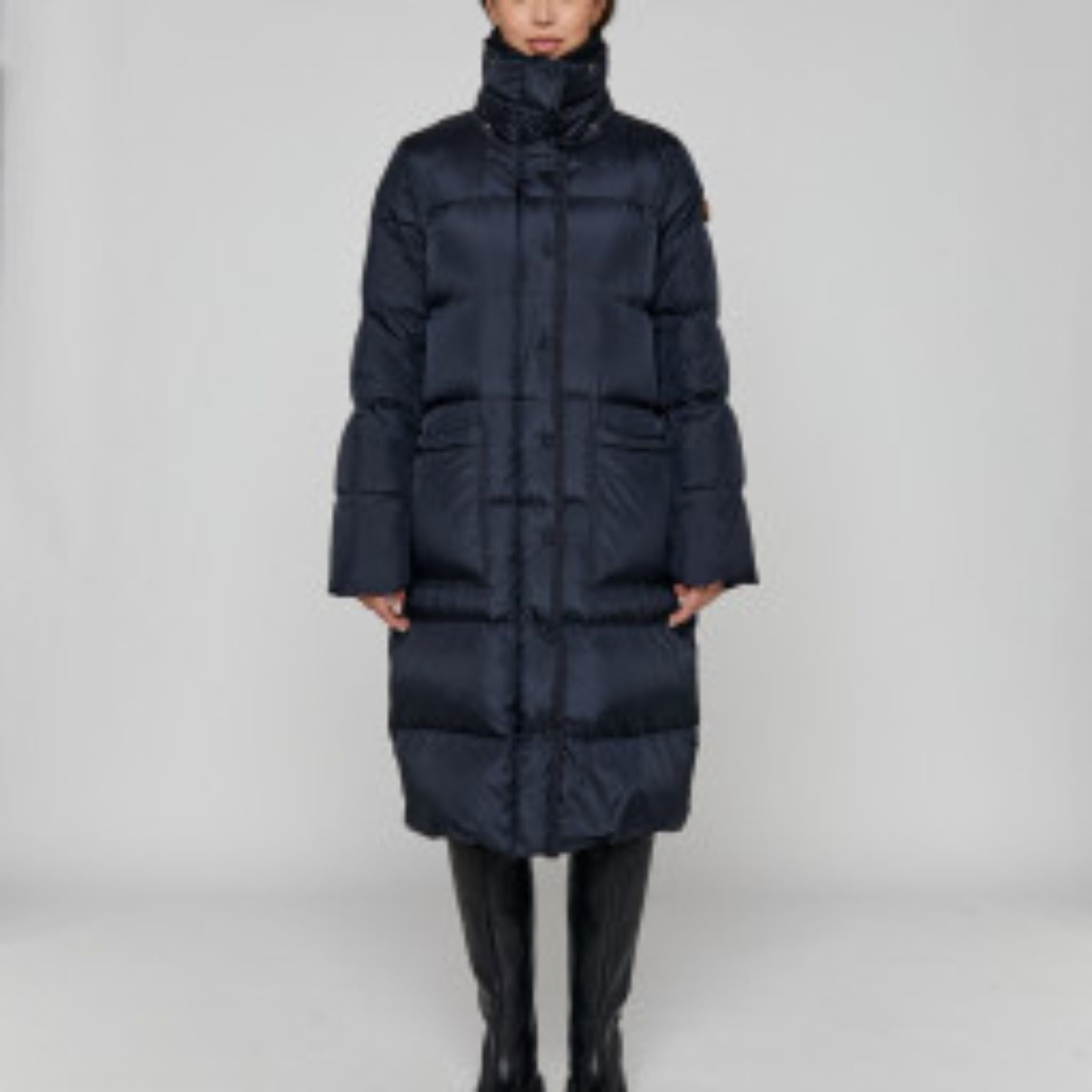 Moscow Design Daunenmantel "Redemption Coat"