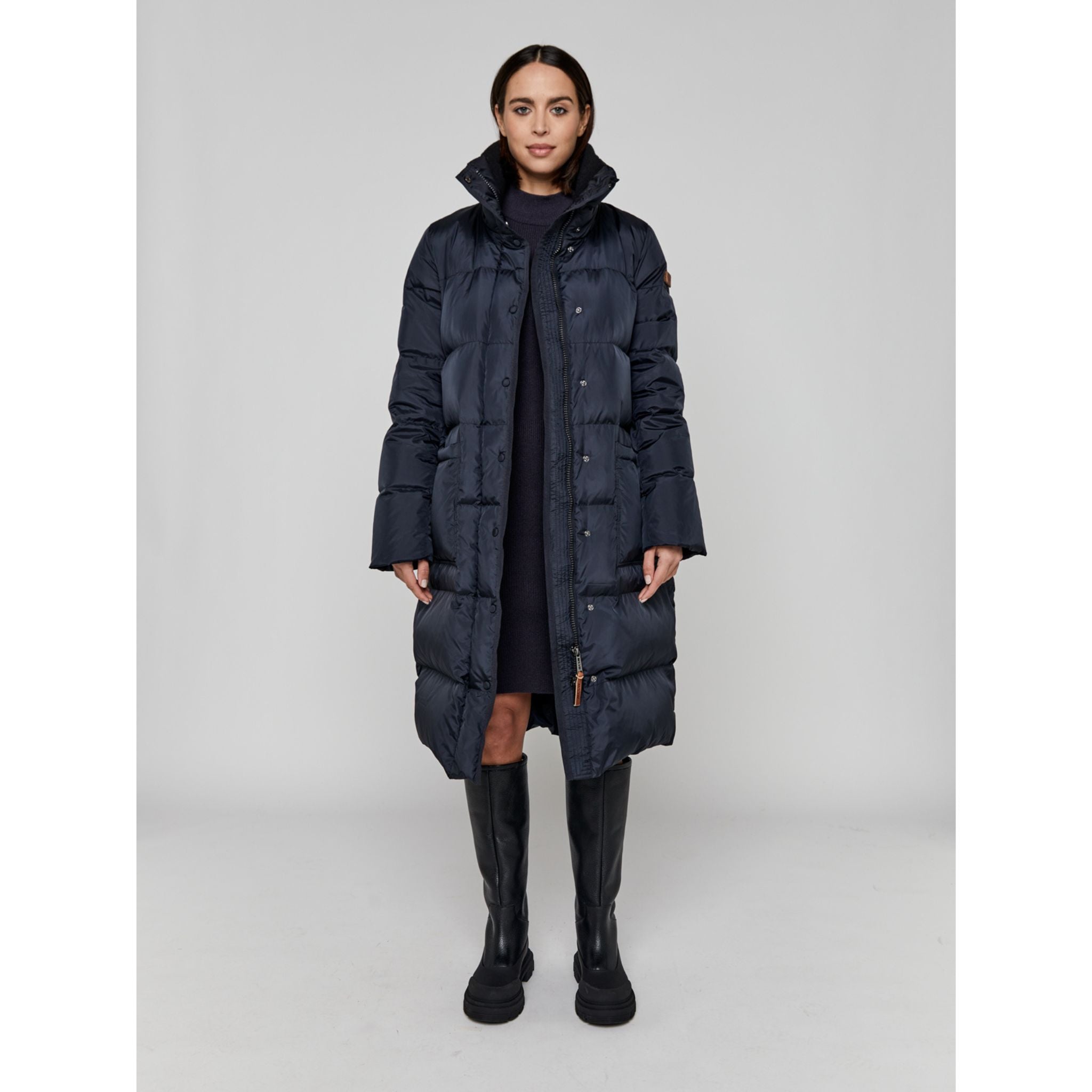 Moscow Design Daunenmantel "Redemption Coat"