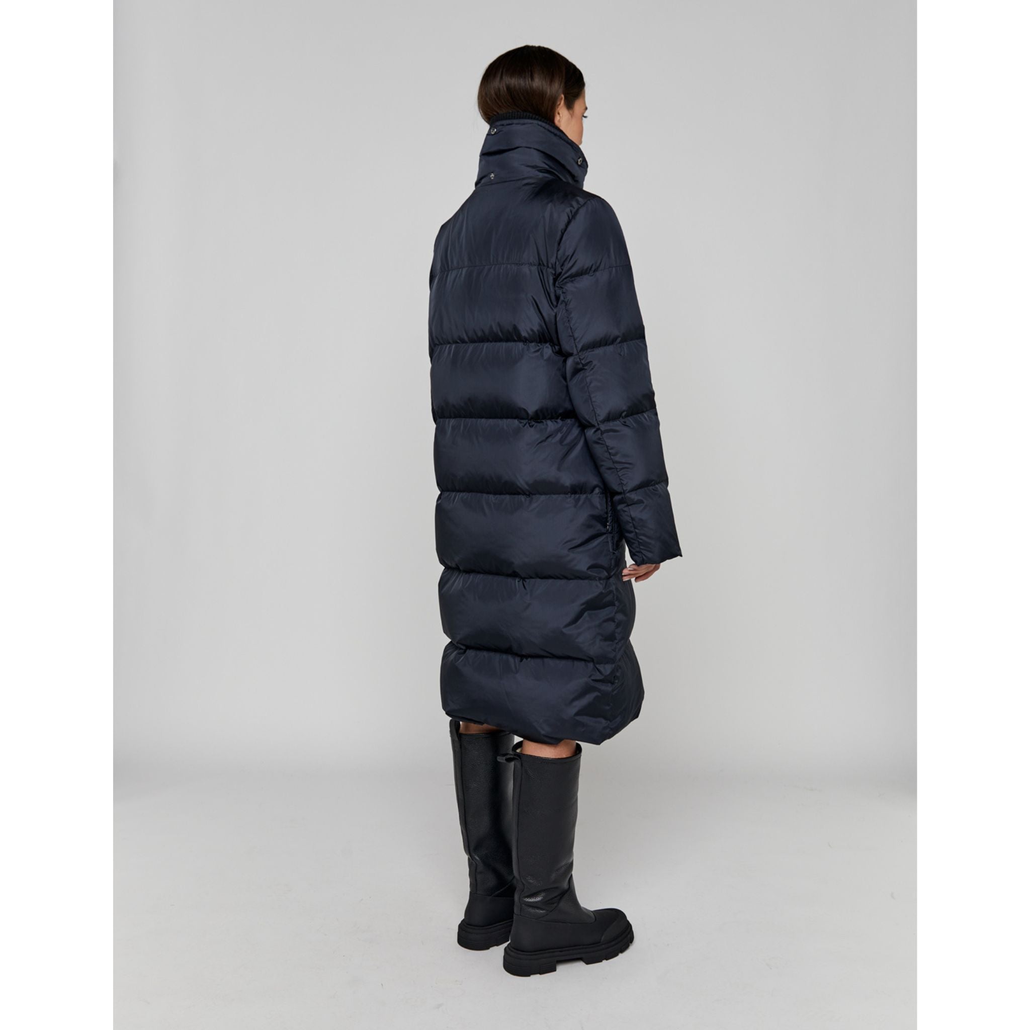 Moscow Design Daunenmantel "Redemption Coat"