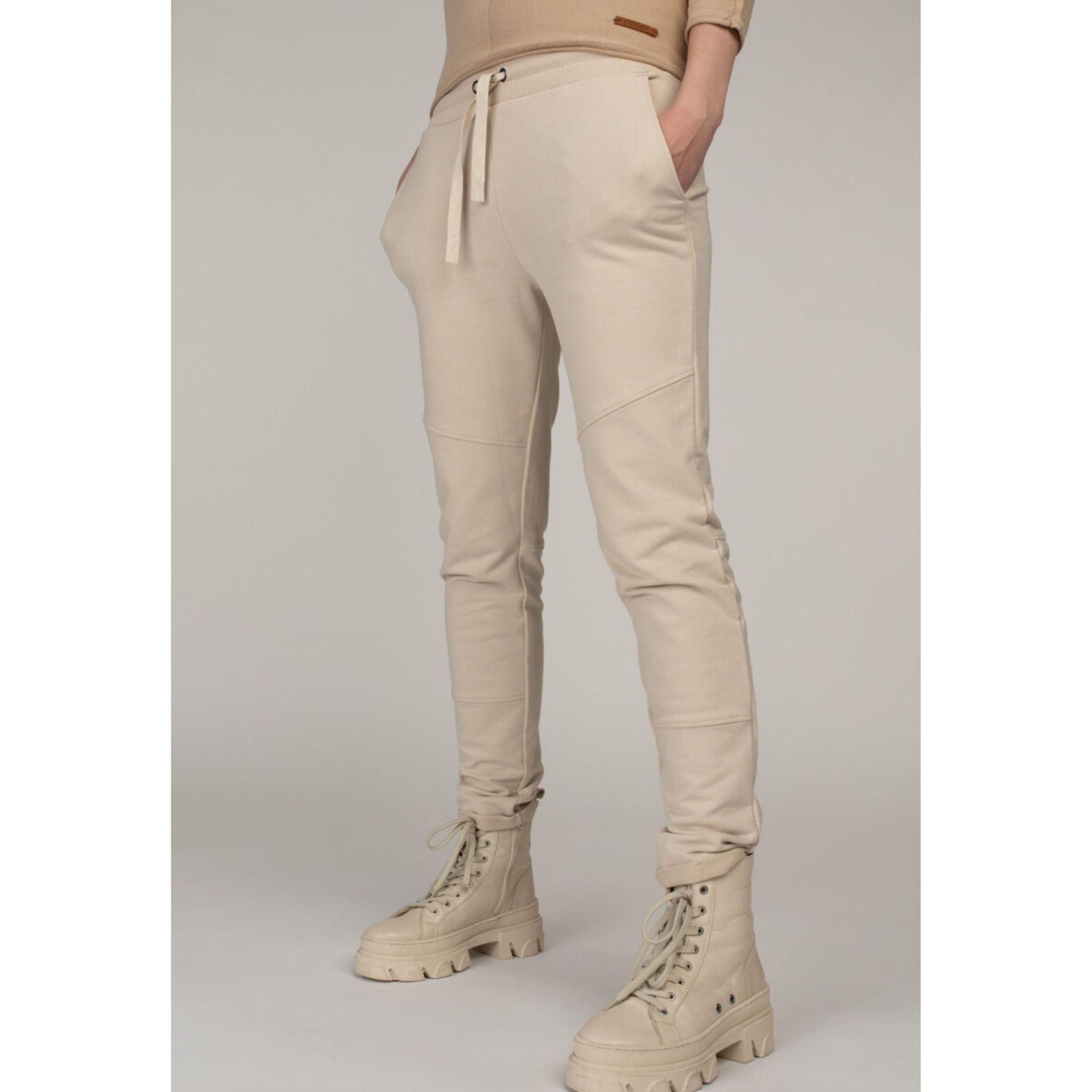 Moscow Design Joggerhose "Juul"