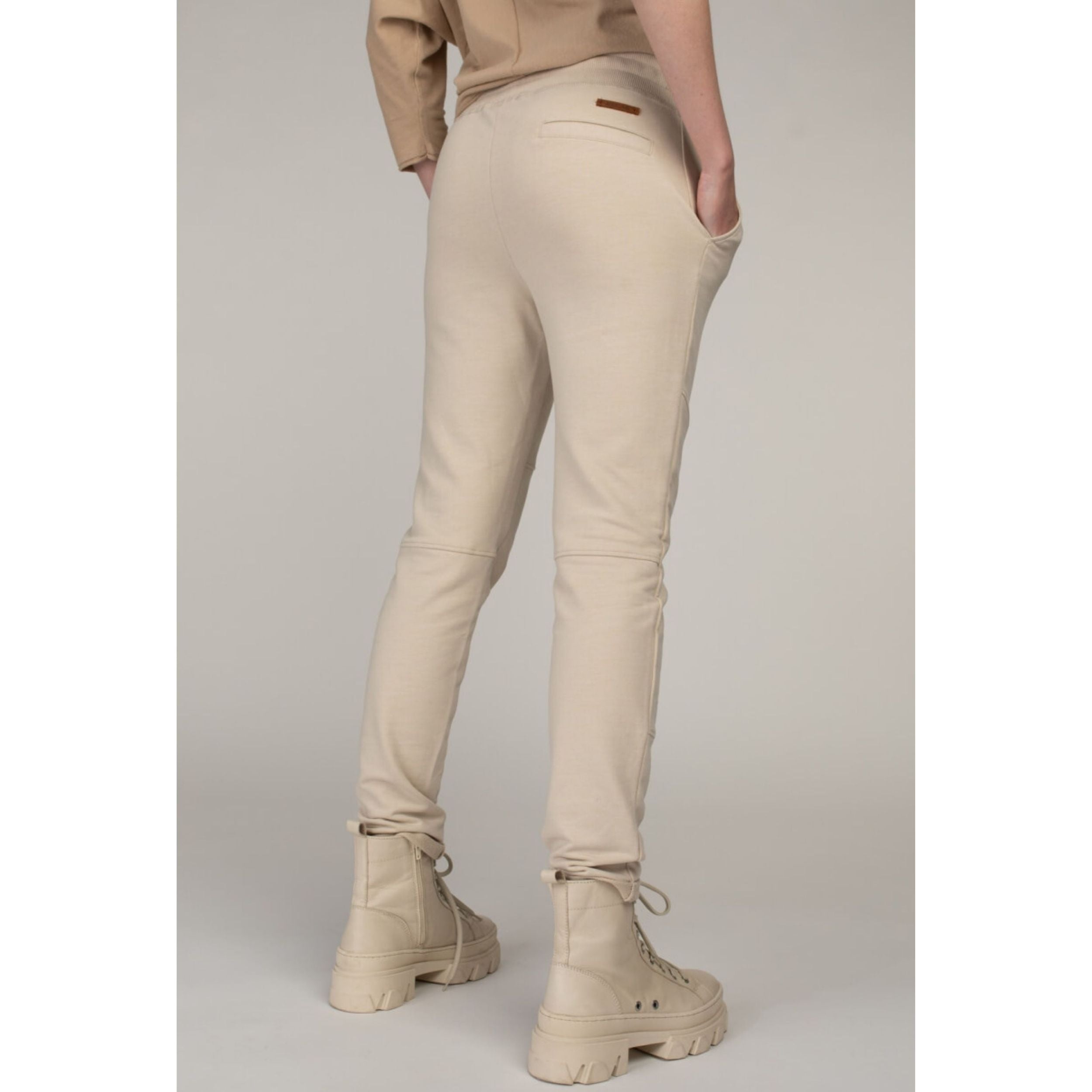 Moscow Design Joggerhose "Juul"